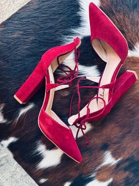 LUNA WINE SUEDE LACE-UP HILLS - SZ 9